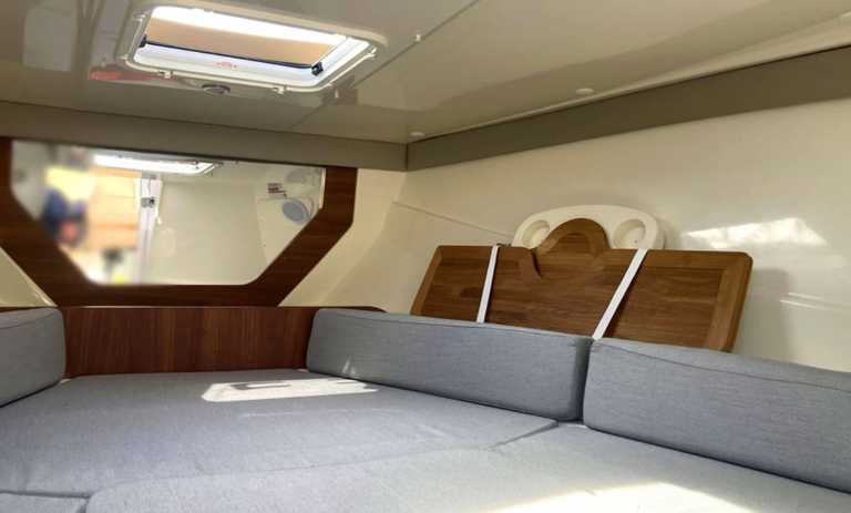 Quicksilver 755 Sundeck - 1 jour